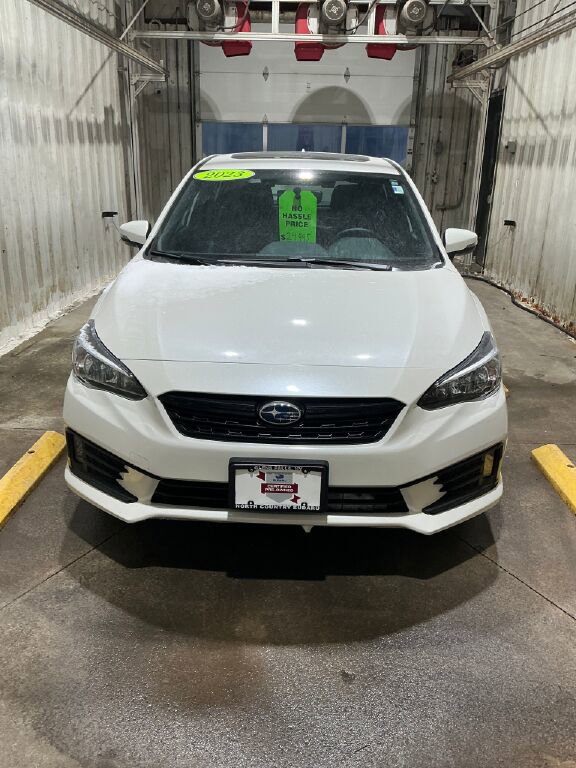 Used 2023 Subaru Impreza 2.0i Sport image 2