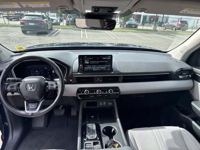 Used 2024 Honda Pilot Elite image 16
