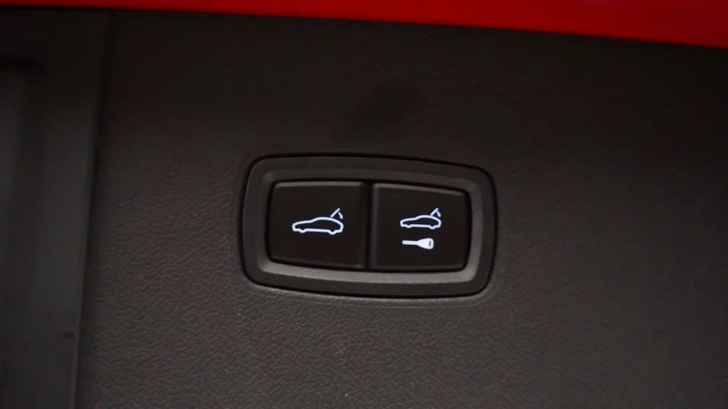 Certified 2025 Porsche Cayenne image 14