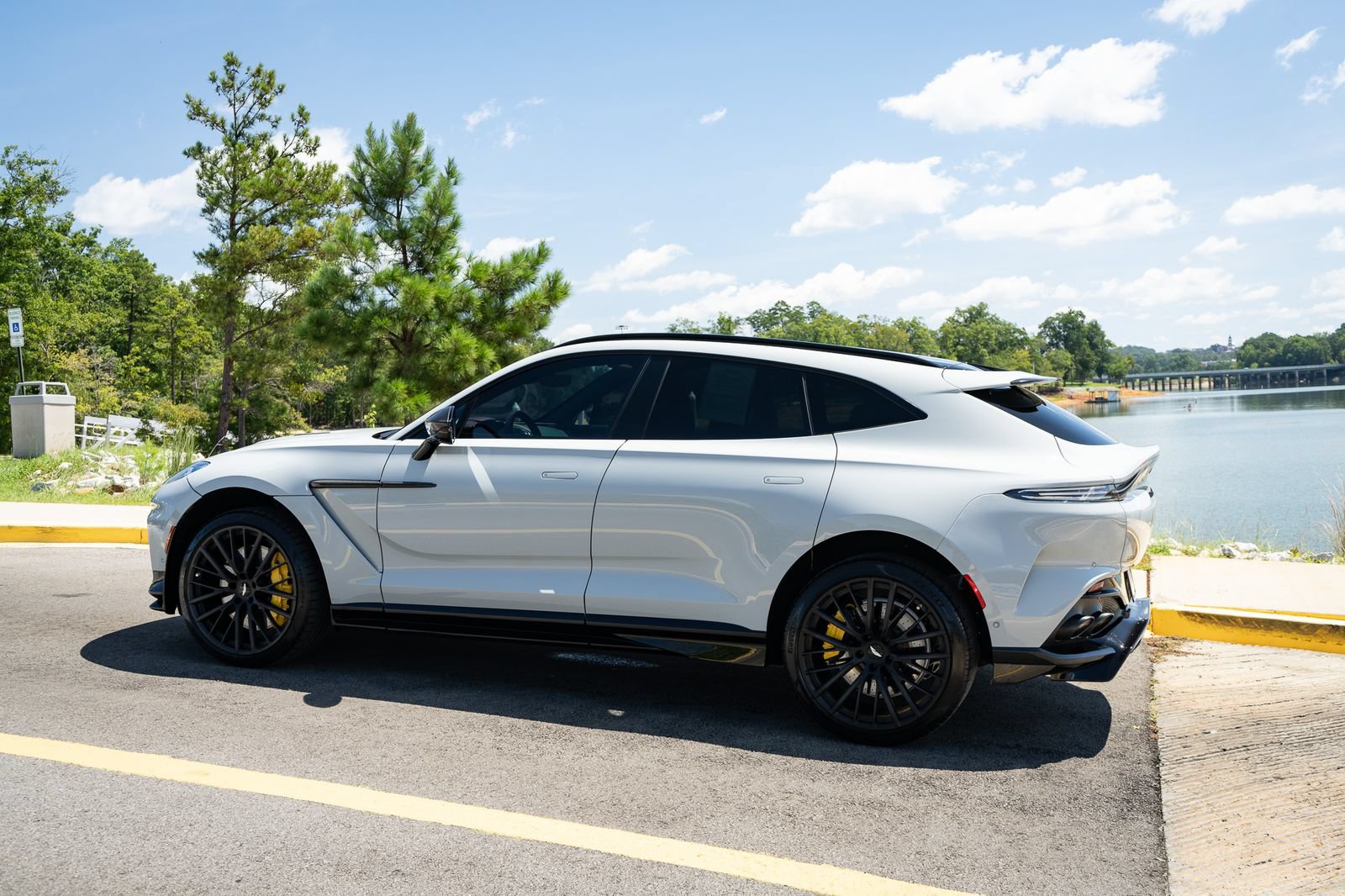 Used 2023 Aston Martin DBX 707 AWD/4WD image 20
