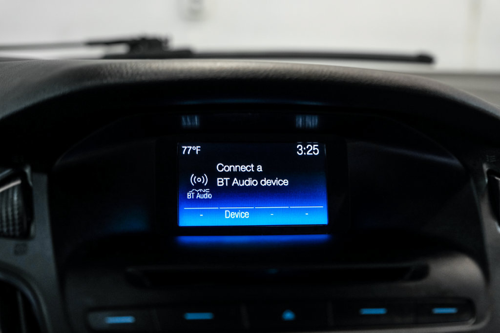 Used 2017 Ford Focus SE FWD image 30
