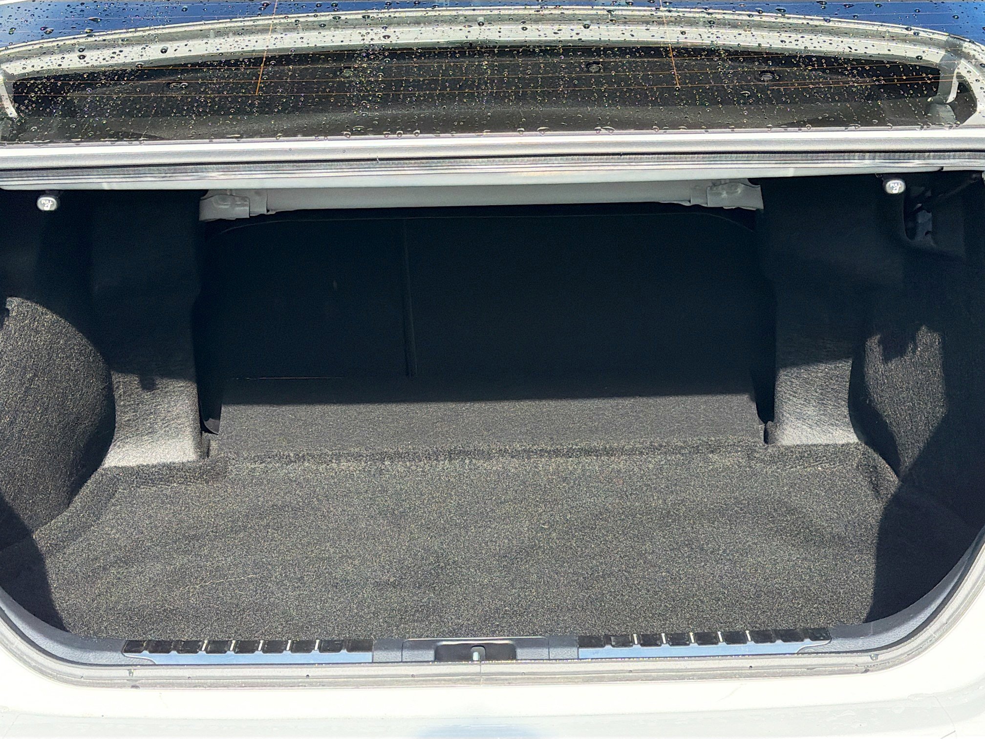 Used 2025 Toyota Camry SE w/ Multimedia Upgrade Package image 11