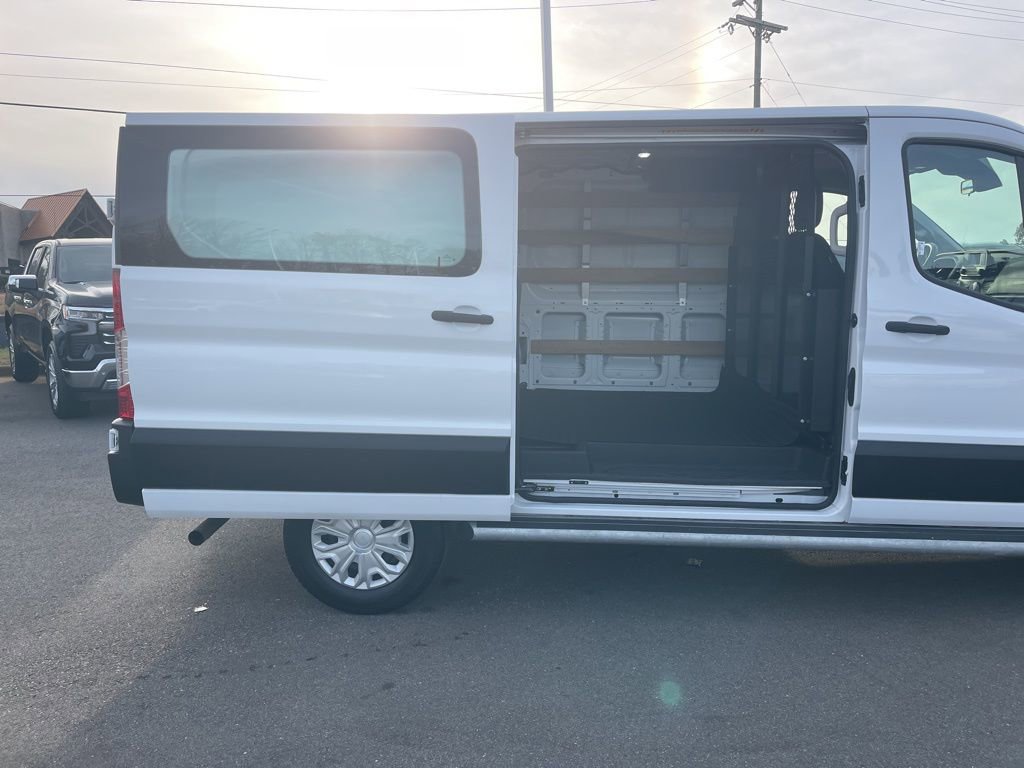 Used 2024 Ford Transit 250 Base w/ Exterior Upgrade Package image 26