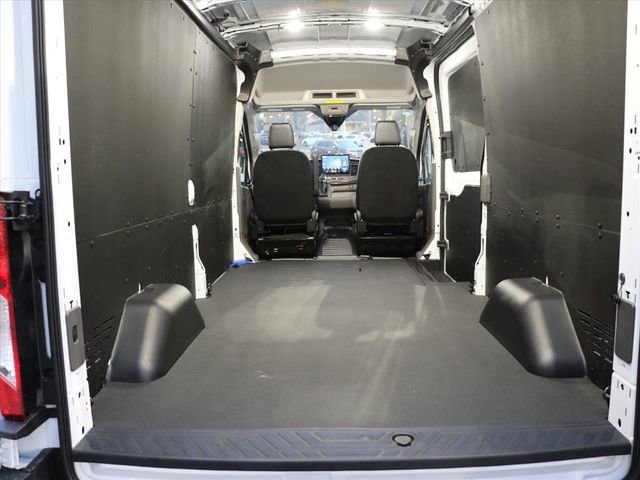 New 2026 Ford Transit 250 148 Medium Roof Extended AWD w/ Load Area Protection Package image 16