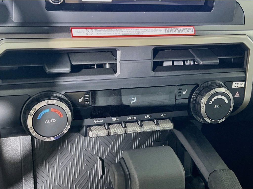 Certified 2025 Toyota Tacoma TRD Sport AWD/4WD image 14