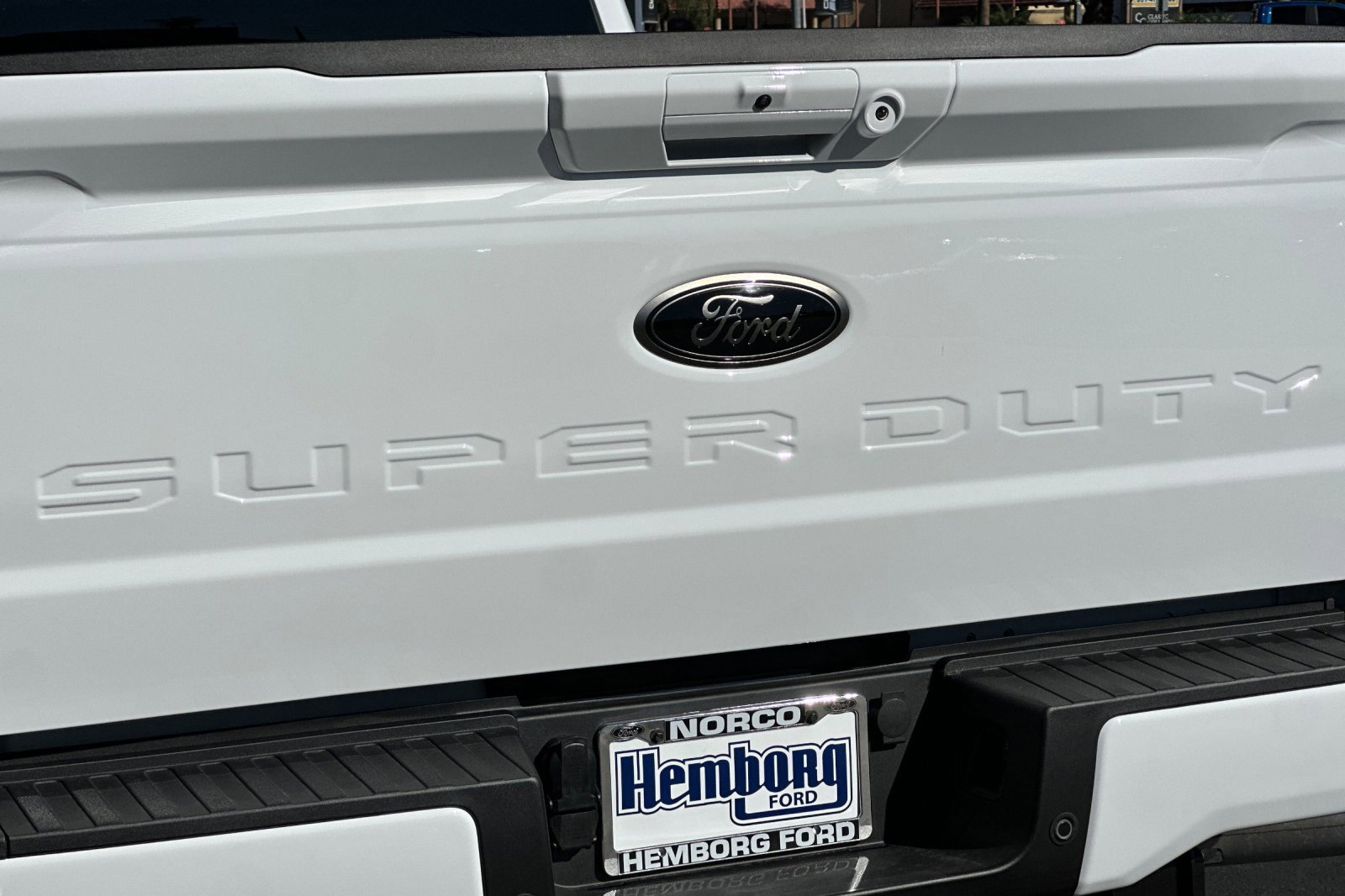 New 2026 Ford F250 Lariat w/ Black Appearance Package image 26