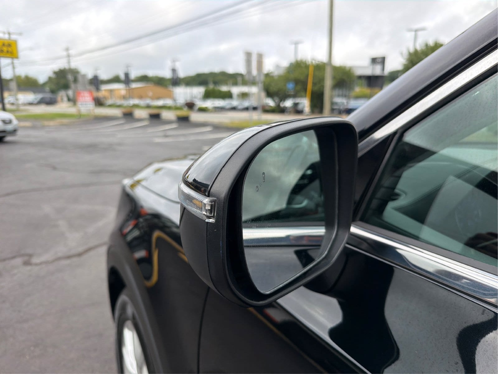 Used 2020 Kia Telluride LX AWD/4WD image 25