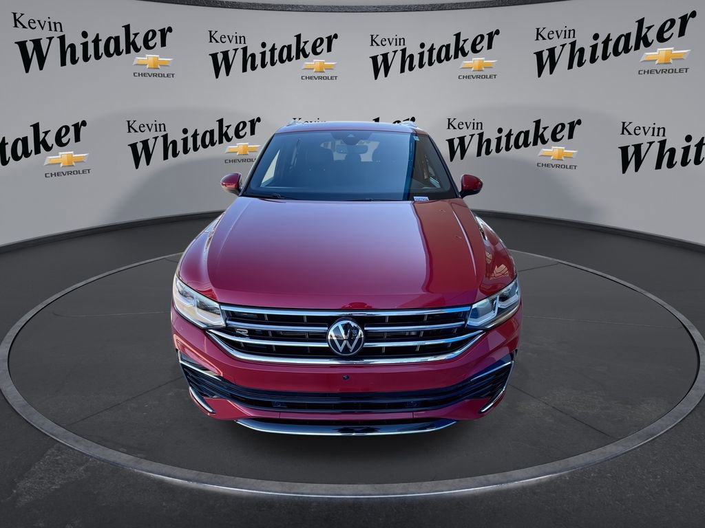 Used 2024 Volkswagen Tiguan SEL R-Line image 3