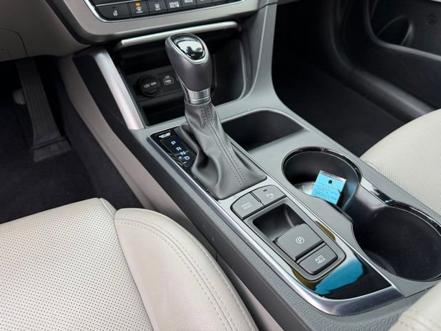 Used 2016 Hyundai Sonata Limited w/ Option Group 02 image 19