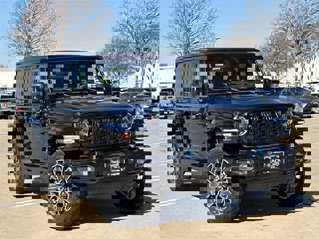 Used 2024 Jeep Wrangler High Altitude image 3