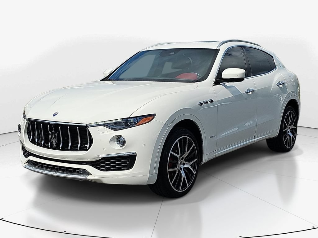 Used 2019 Maserati Levante GranLusso AWD/4WD image 11