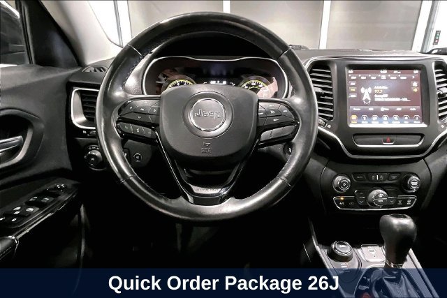 Used 2019 Jeep Cherokee Latitude w/ Comfort & Convenience Group AWD/4WD image 11