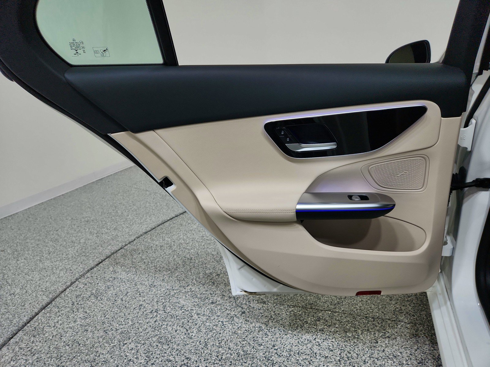 Used 2022 Mercedes-Benz C 300 Sedan w/ Exclusive Trim Package image 28