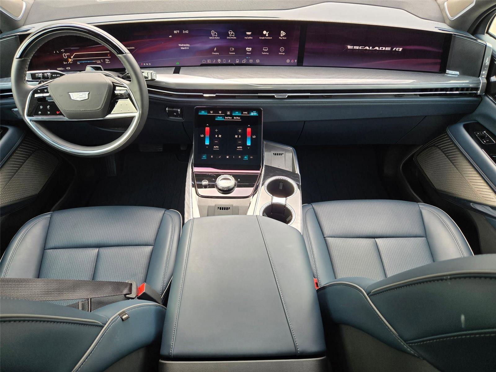 Certified 2025 Cadillac Escalade IQ Luxury 2 w/ LPO, Premium Carpet Package AWD/4WD image 13