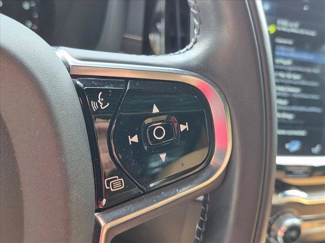 Used 2019 Volvo XC60 T5 Inscription w/ Protection Package Premier FWD image 12
