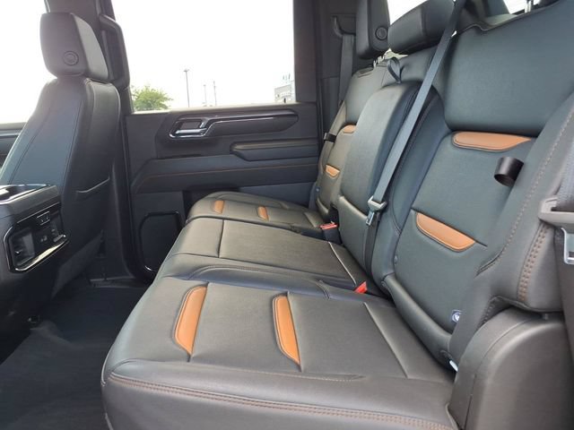 Used 2025 GMC Sierra 2500 AT4 AWD/4WD image 12