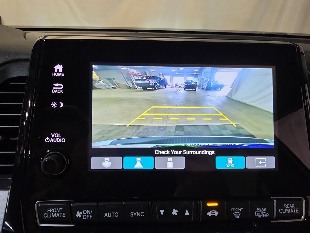 Certified 2024 Honda Odyssey Touring image 24