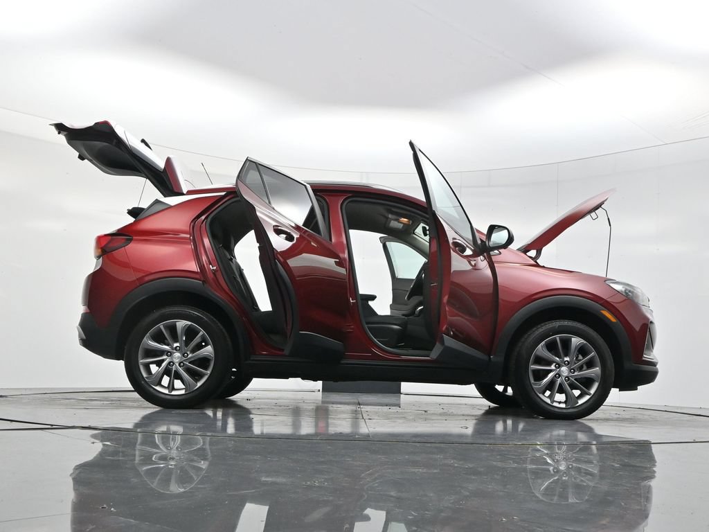 Used 2022 Buick Encore GX Select w/ Advanced Technology Package AWD/4WD image 57