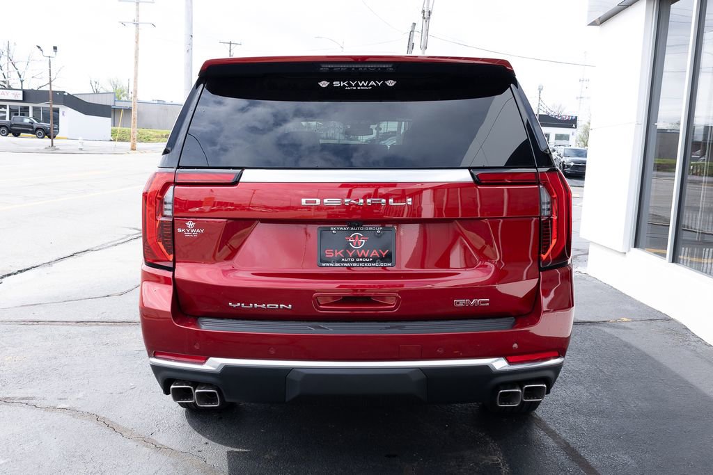 New 2026 GMC Yukon XL Denali w/ Sun & Power Step Package AWD/4WD image 4