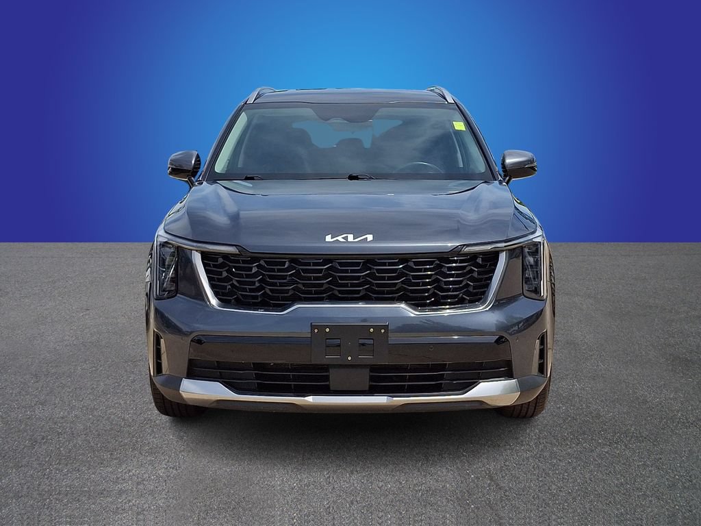Used 2024 Kia Sorento S FWD image 2