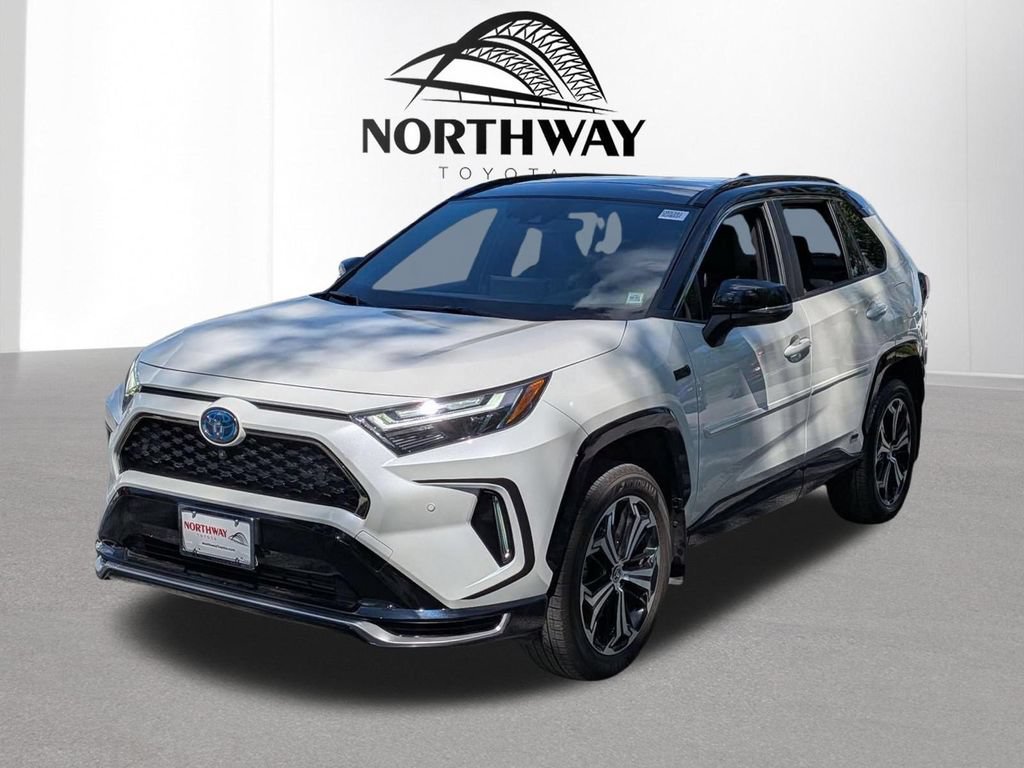 Used 2022 Toyota RAV4 XSE w/ Premium Package AWD/4WD image 5