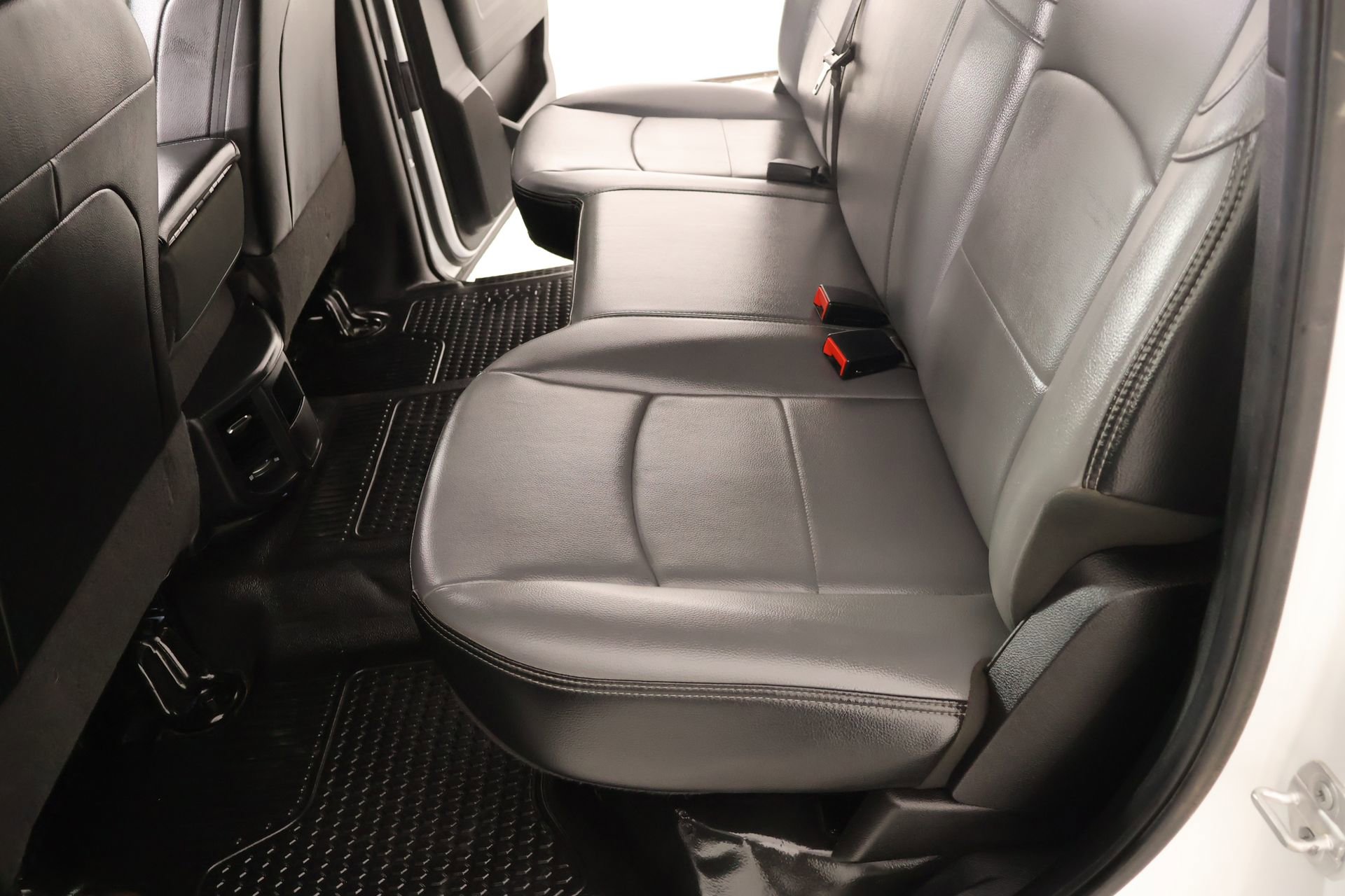 Used 2023 RAM 2500 Tradesman w/ Chrome Appearance Group AWD/4WD image 11