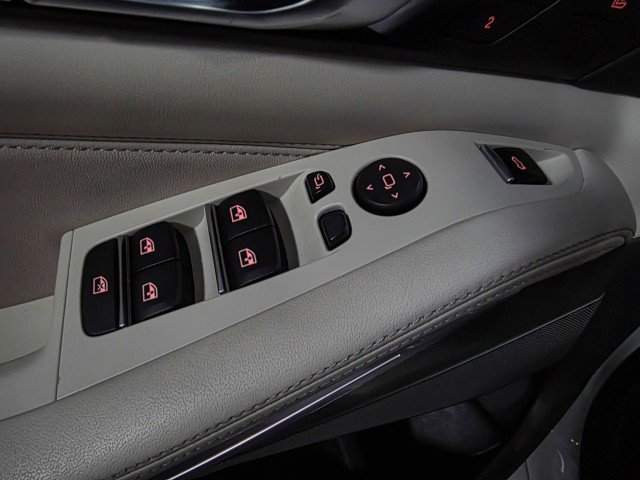 Used 2020 BMW X5 xDrive40i w/ M Sport Package image 31