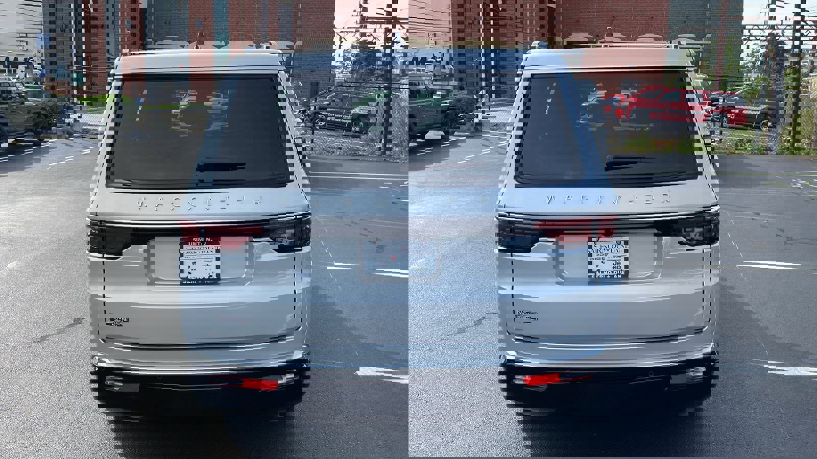 Used 2025 Jeep Wagoneer 4WD w/ Premium Group I image 26