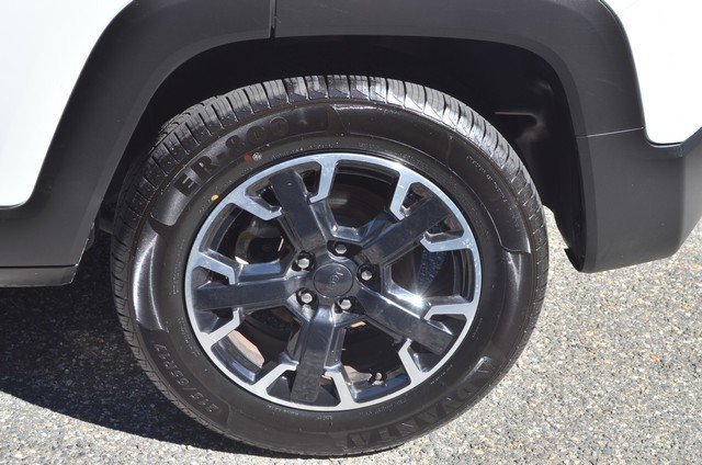 Used 2023 Jeep Renegade Latitude image 12