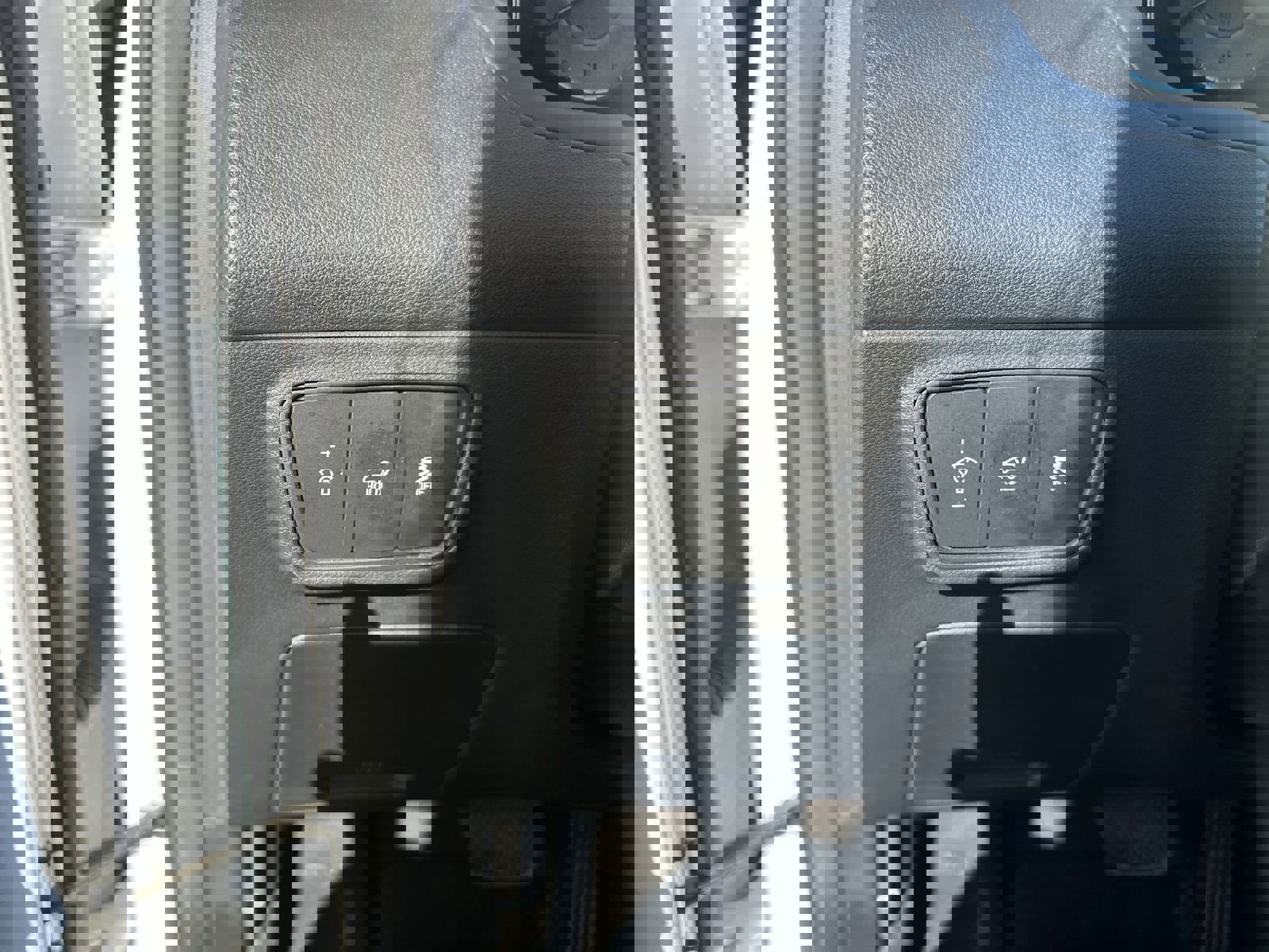 Used 2023 Hyundai Tucson SEL w/ Convenience Package image 17