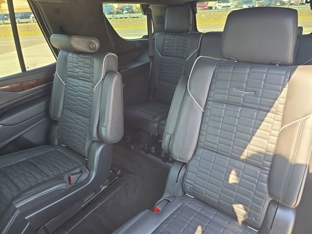 Used 2022 Cadillac Escalade Sport Platinum image 14