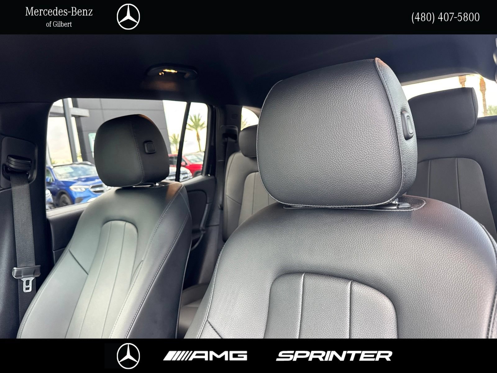 Used 2023 Mercedes-Benz GLB 250 w/ Premium Package image 17