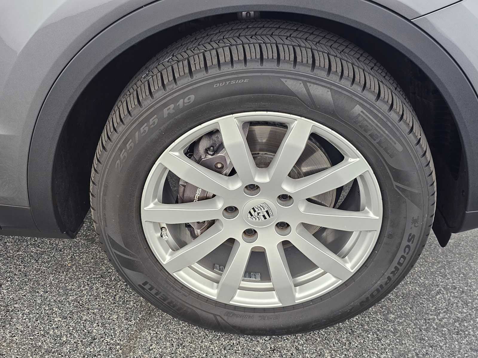 Used 2020 Porsche Cayenne image 9