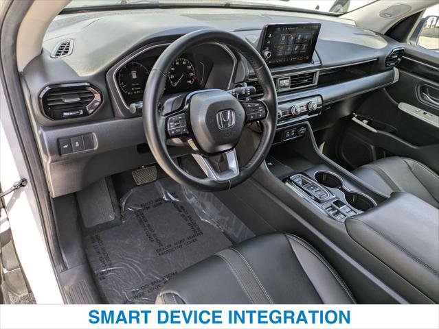 Certified 2025 Honda Pilot Touring image 14