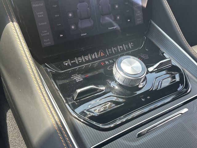 Used 2024 Jeep Grand Wagoneer Series III w/ Quick Order Packagew 28T image 32