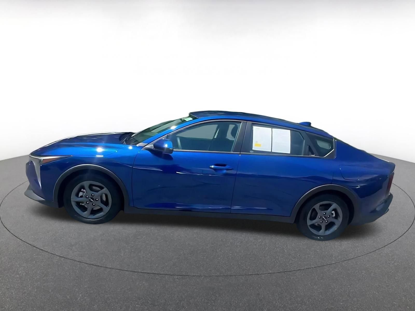 Used 2025 Kia K4 FWD image 8