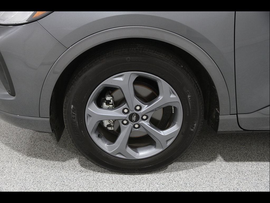 Used 2023 Ford Escape ST-Line w/ Tech Pack #1 FWD image 21