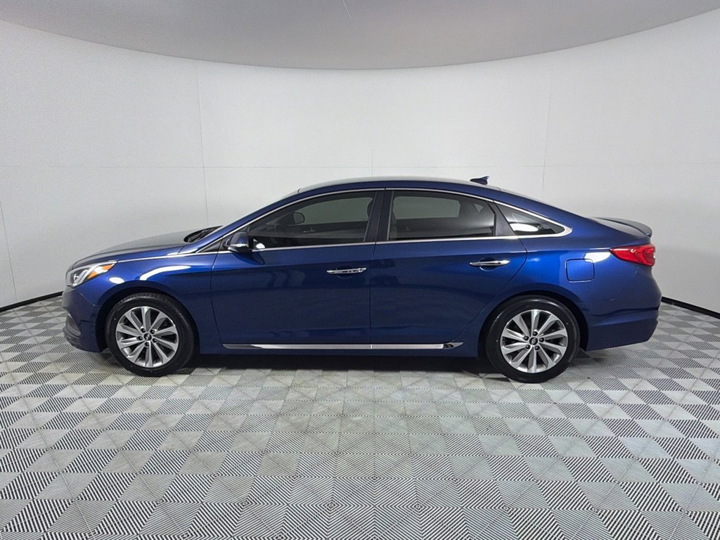 Used 2015 Hyundai Sonata Sport w/ Option Group 03 FWD image 7