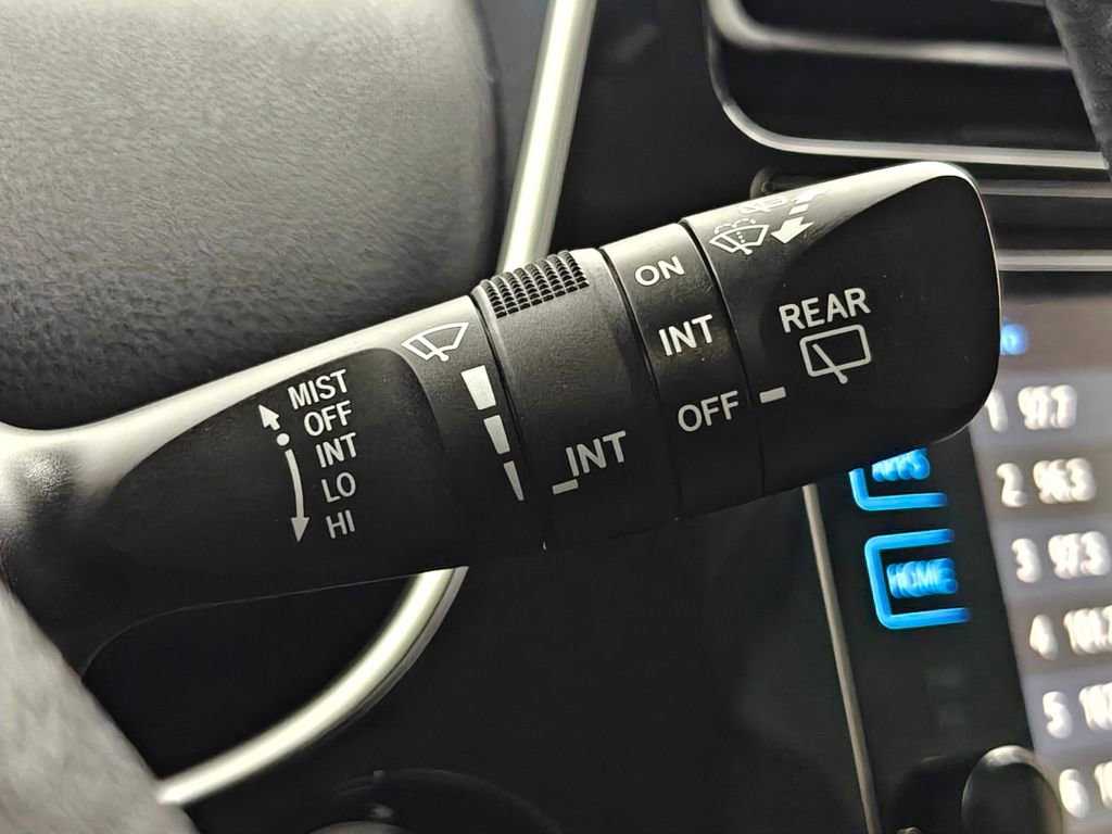 Used 2016 Toyota Prius Three image 42