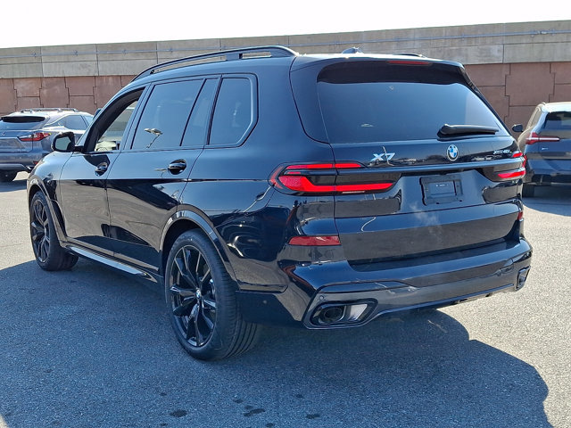 New 2026 BMW X7 xDrive40i w/ M Sport Package AWD/4WD image 3