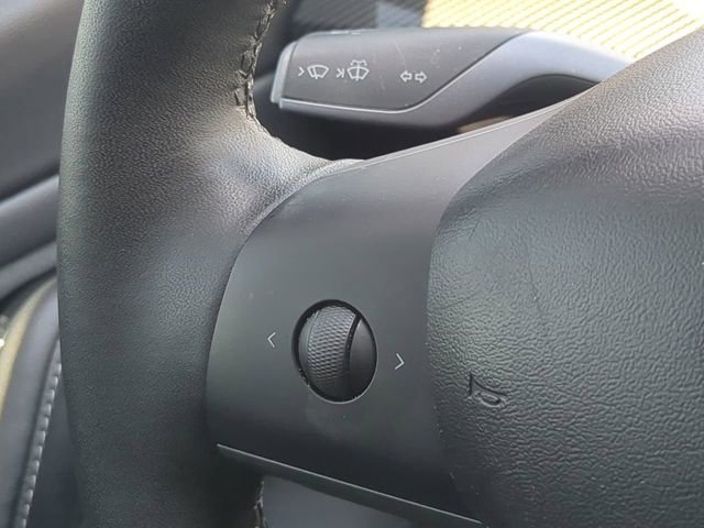 Used 2020 Tesla Model 3 Long Range AWD/4WD image 27