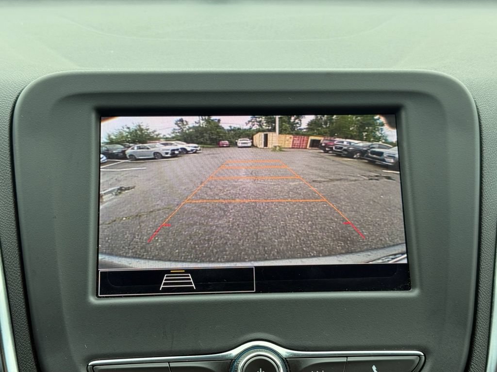 Used 2024 Chevrolet Equinox LT FWD image 15