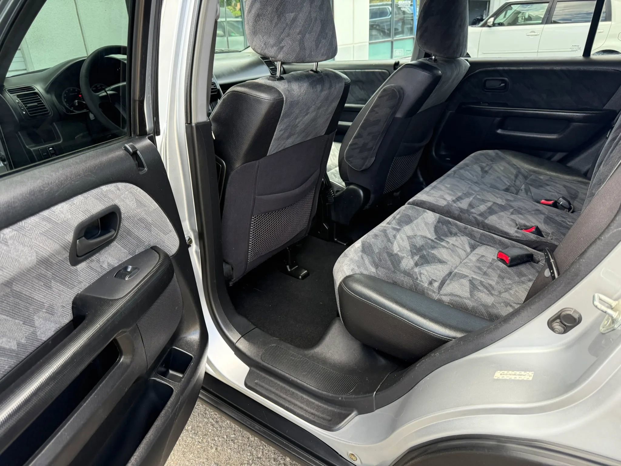 Used 2003 Honda CR-V EX image 19