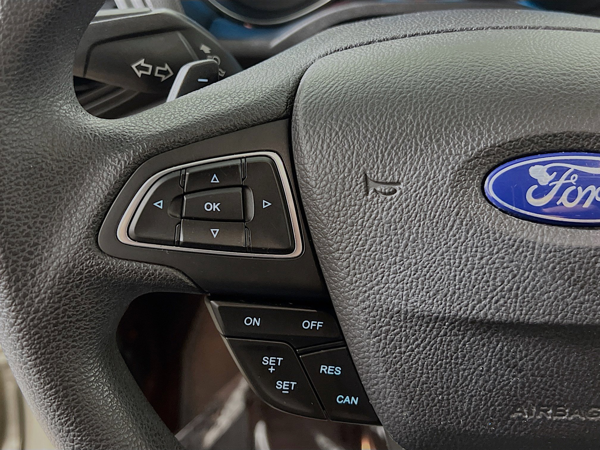 Used 2017 Ford Escape SE FWD image 19