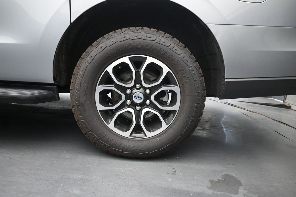 Used 2024 Ford Expedition Max XLT AWD/4WD image 13