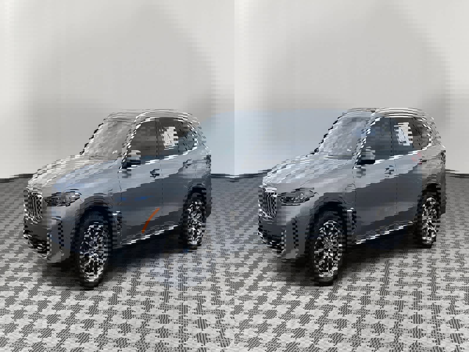 Used 2025 BMW X5 xDrive50e