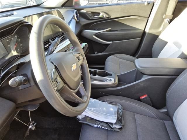 Used 2024 Chevrolet Trax LS w/ LS Convenience Package FWD image 7