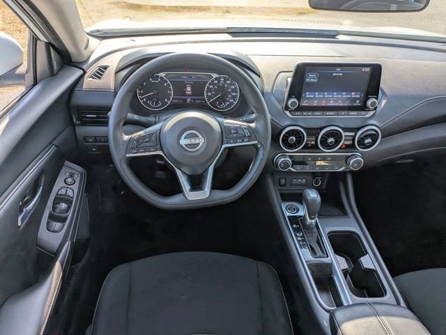 Used 2025 Nissan Sentra SV FWD image 28