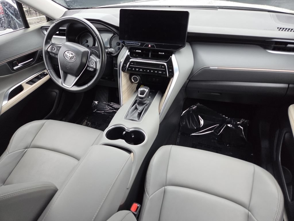 Used 2024 Toyota Venza XLE AWD/4WD image 28