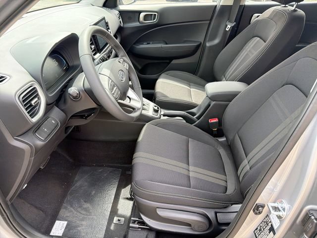 New 2026 Hyundai Venue SEL FWD image 15